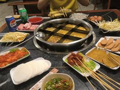 -邓莽子老火锅(中兴路总店)