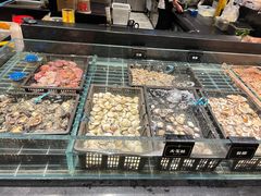 -钱小奴海鲜自助黑金店(杭州滨江龙湖店)