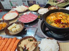 -钱摊摊安顺夺夺粉火锅(宏大广场店)