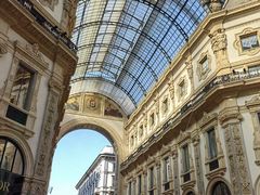 -文艺复兴百货(米兰大教堂广场店)