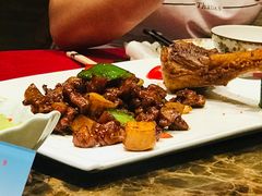 -景月阁空中食府(希尔顿酒店)