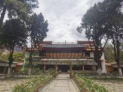 -罗布林卡
