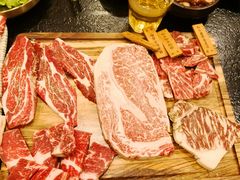 -臻牛烤肉