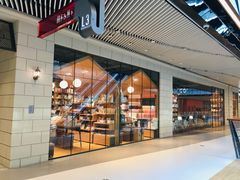 -百新书局(尚悦湾店)