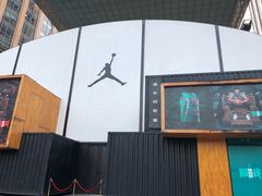 -Air Jordan(世贸天阶店)