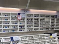 -诺柯视眼镜-蔡司依视路官方工厂店(淞南一店)