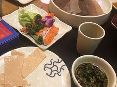 -大龙辣火锅·龙虾·烧烤(湖滨新天地店)