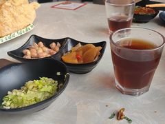 -今日潮牛(张江万科翡翠公园店)