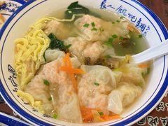 -长人馄饨铺(解放街店)
