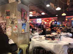 大堂-鲜入围煮花胶鸡海鲜火锅