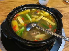 松茸炖鸡-妈妈的味道(和顺古镇店)