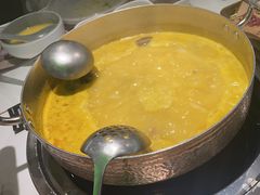 -洪氏嗨捞·广东猪肚鸡·椰子鸡火锅(西咸万象城店)
