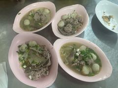 -榮泰米粉湯(Left Shop)