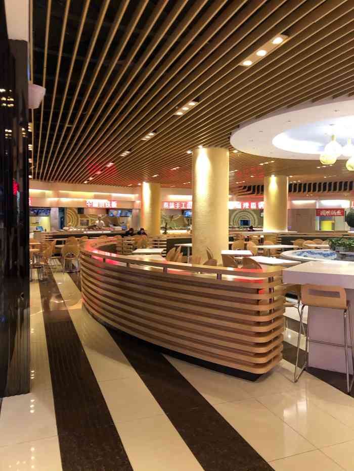 食通天美食广场(苏州圆融店)-"点的双拼奶茶,红豆拼布丁,甜度算是刚刚