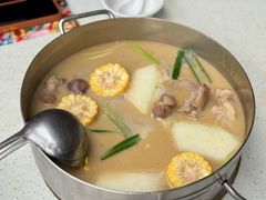 -肥仔文澳门猪骨煲(南京西路店)