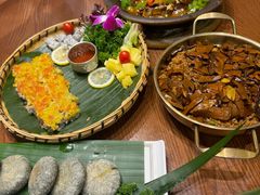 -老滇山寨•云南特色菜•地方菜•民族风情歌舞表演(金碧店)