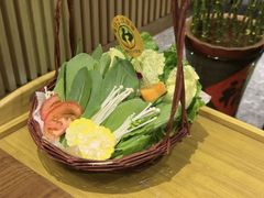 -龙泉人椰子鸡·糟粕醋·地标海南菜(龙昆南店)