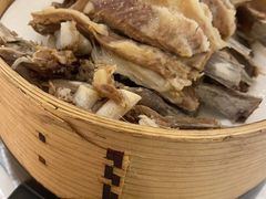 -王朝大酒店徐汇店-地面停车场