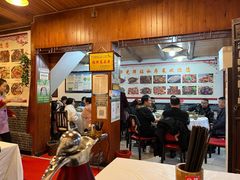 -华光驿站私房菜·黑金冠