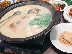 -香山湖家家宴(中山陵店)