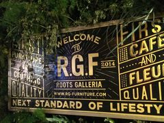 门面-RGF(巨鹿路店)