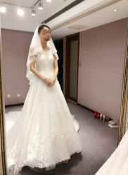-拉瑞娜LaReine婚纱礼服高级定制