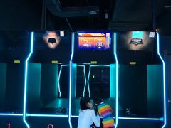 -世代星球·保龄球·镭战真人CS·团建(杨浦店)