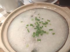 -新大咀港式茶餐厅(宝山万达店)