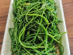 -壹阁胡羊焖饼(特色小吃街店)