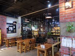 -啊噗吐呦现场烘焙(麦凯乐店)