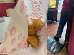 -天品味 一口吃榴莲泡芙