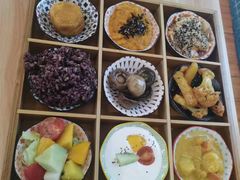 -轻蔬不用等·素食(江苏路店)