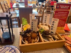 -阿婆情腊排骨火锅(金虹路店)