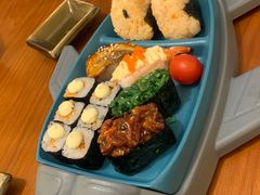 -俊屋料理·烧鸟·寿司·日泰融合菜(星际云汇店)