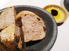 餐前面包-Erman岩烧牛排(虹桥南丰城店)