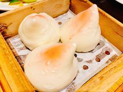 寿桃奶黄包-杭州西子湖四季酒店·金沙厅