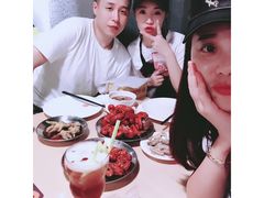 -李双猪·小龙虾·烧烤·羊肉煲(乐山店)