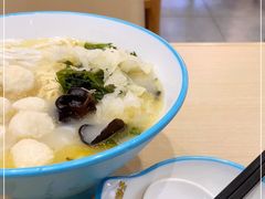 -灵芝妹子海鲜米线(凯德和平广场店)