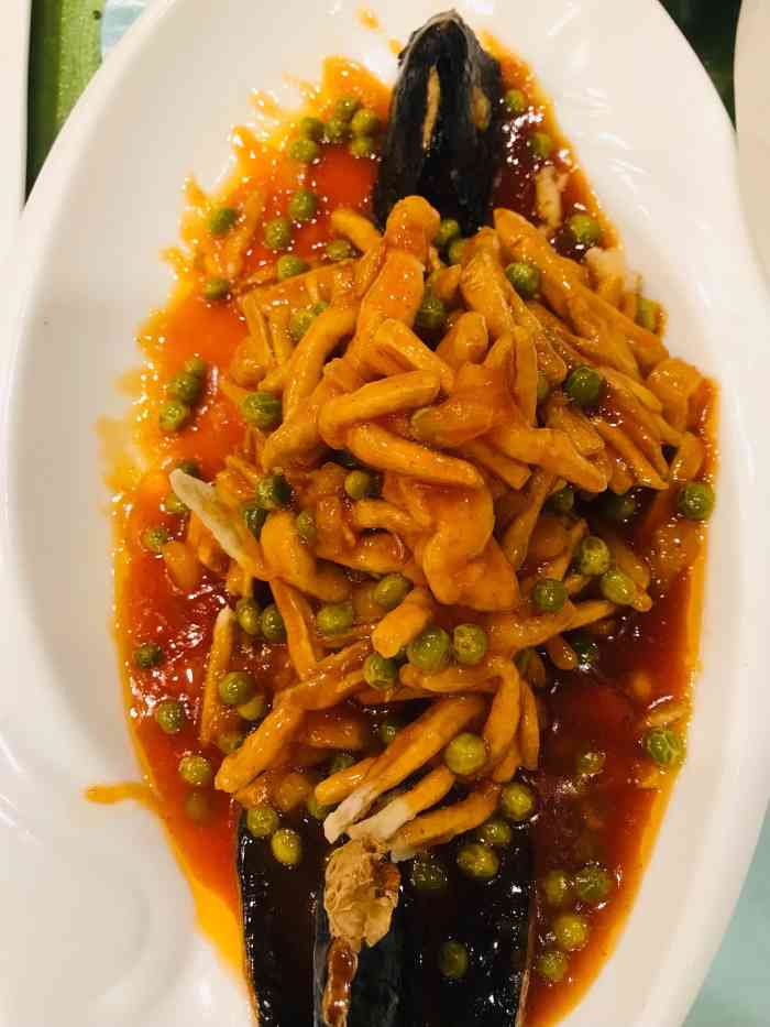 功德林素菜饭庄(前门店)-"没有期待的好,尤其是脆皮.羊肉串还行,太.