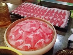 -三人行骨头王火锅(长寿店)