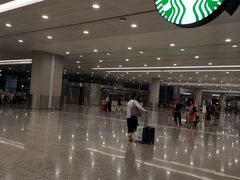 -星巴克(浦东机场T2到达店)