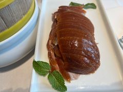 精品烤鸭半只半套-北平楼·烤鸭·北京菜(牡丹园店)