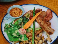 培根香肠鳄梨酱水波蛋-AFS Cafe & Canteen(闽江二路店)
