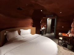 -幸栖洞穴设计酒店(成都春熙路店)