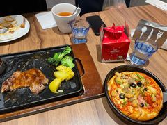 -必胜客(环球店)