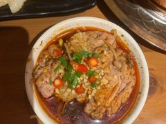 -炉小二铜锅牛蛙•川湘菜(三里屯店)