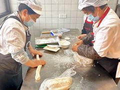-小姜锅贴(凤凰街店)