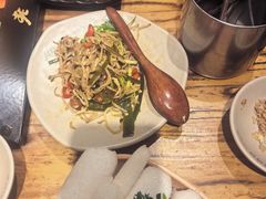 -老牌坊云南鱼豆花火锅(爱建店)