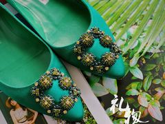 -Manolo Blahnik(置地广场店)