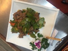 -宜宾海鲜酒家·三十年老字号